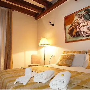 appartamento-laura-rialto.hotelslidodijesolo.com/