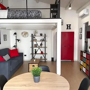  Hébergement de vacances Loft Mercede Al Capo